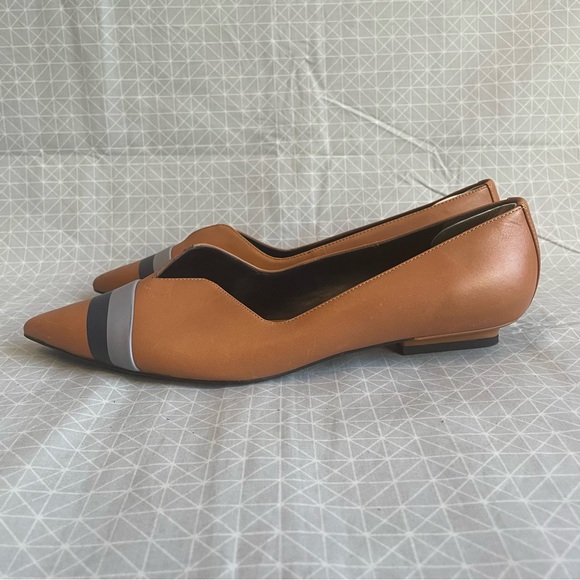 Charles & Keith Striped Pointed Toe Kitten Heel Flat 37 - Picture 4 of 8